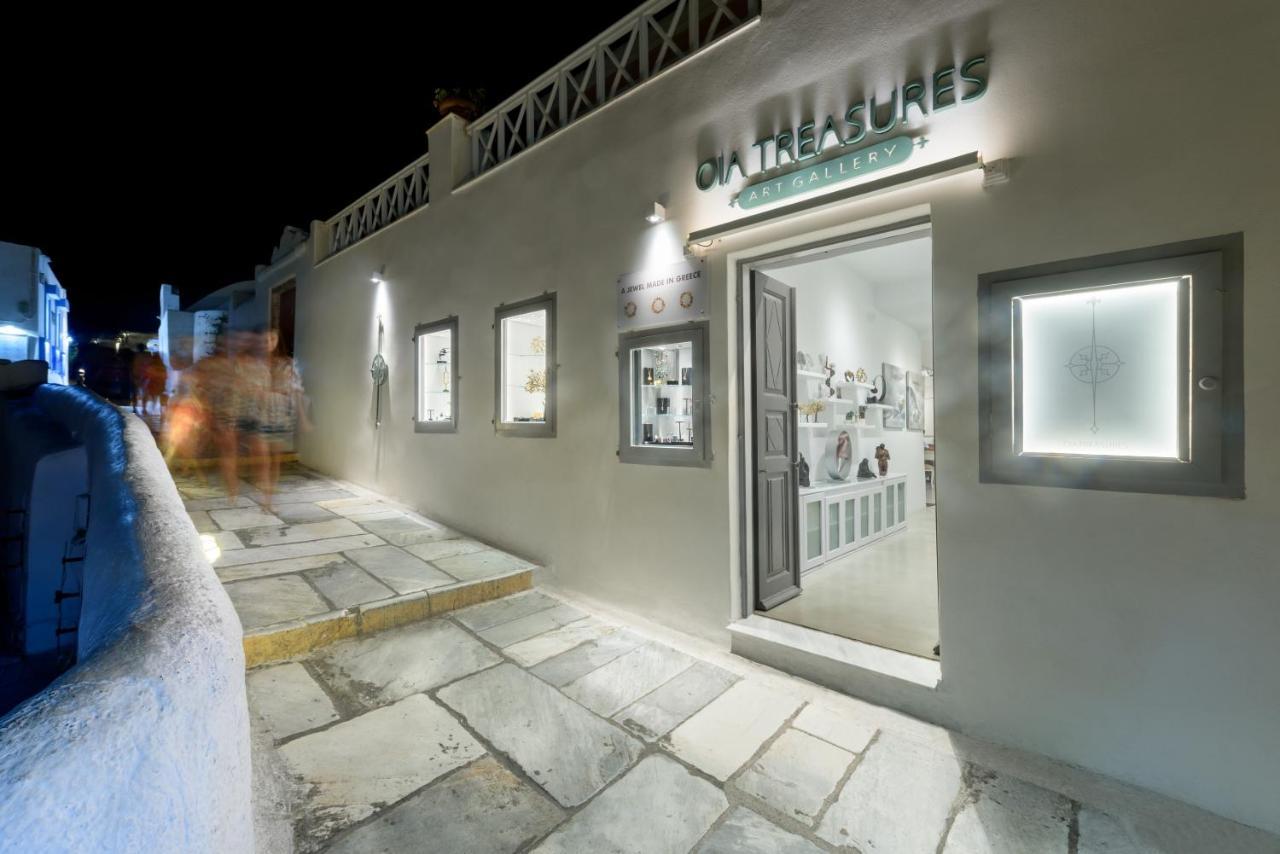 Oia Treasures Art Suites Exterior photo